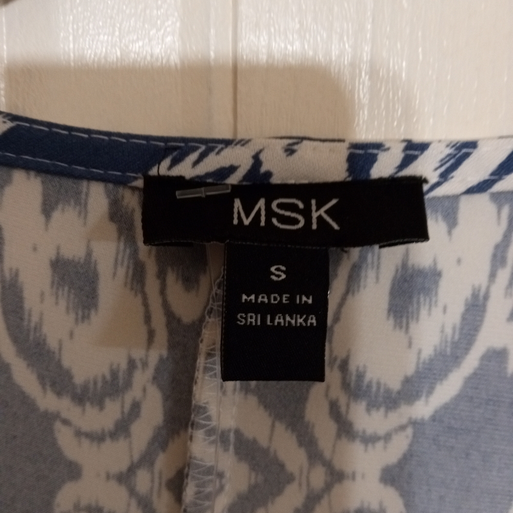 MSK Blue and White Dress with Long Bell Sleeves - Picture 8 of 8